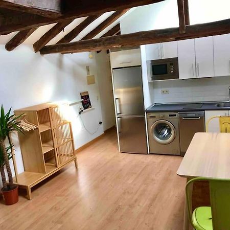 Buhardilla En El Madrid De Los Austrias Apartment ภายนอก รูปภาพ